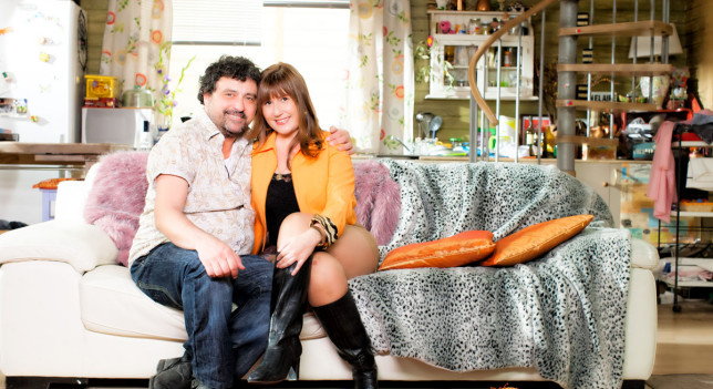 Paco Tous es Tino y Natalia Roig es Alicia en la serie 'Con el culo al aire'  