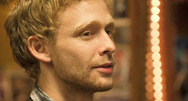 Fallece el actor Johnny Lewis.