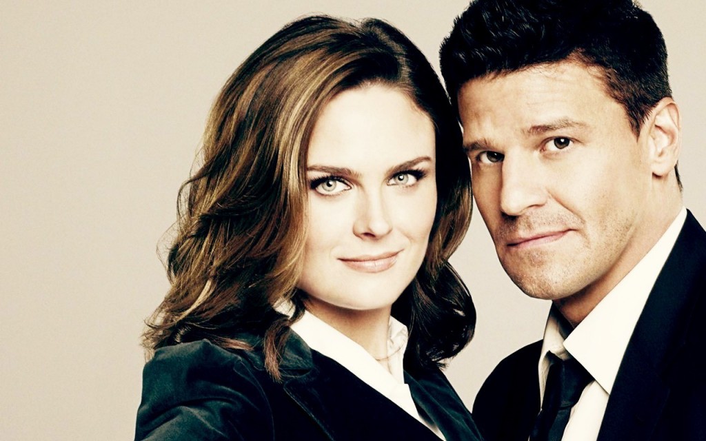 David Boreanaz y Emily Deschanel protagonizan la serie 'Bones'.