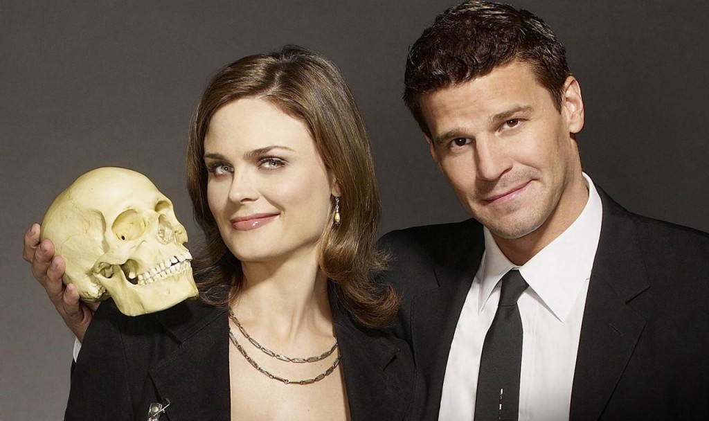 David Boreanaz y Emily Deschanel protagonizan la serie 'Bones'.